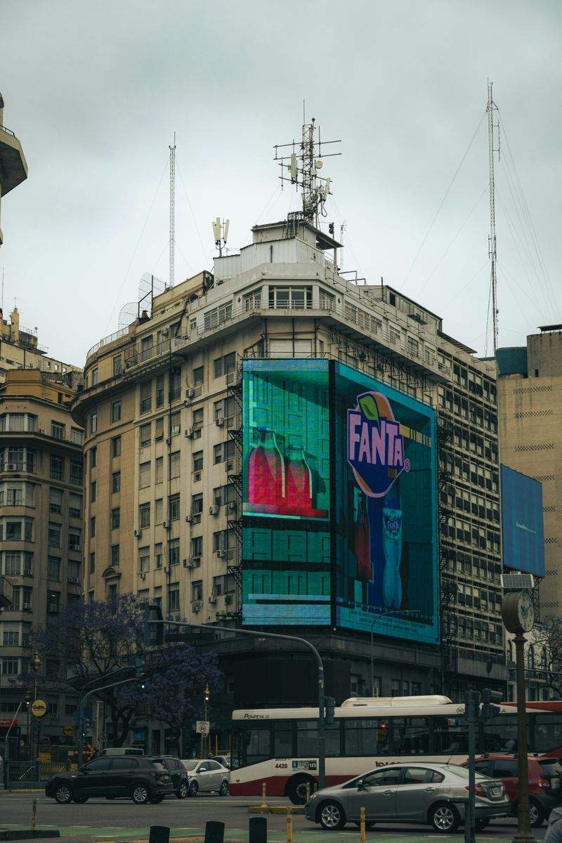 Cómo una estrategia de publicidad digital puede mejorar la visibilidad de tu marca